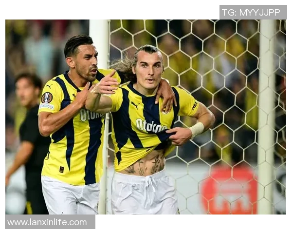 足球明星与球星神似对比谁是你的心目中双胞胎球员